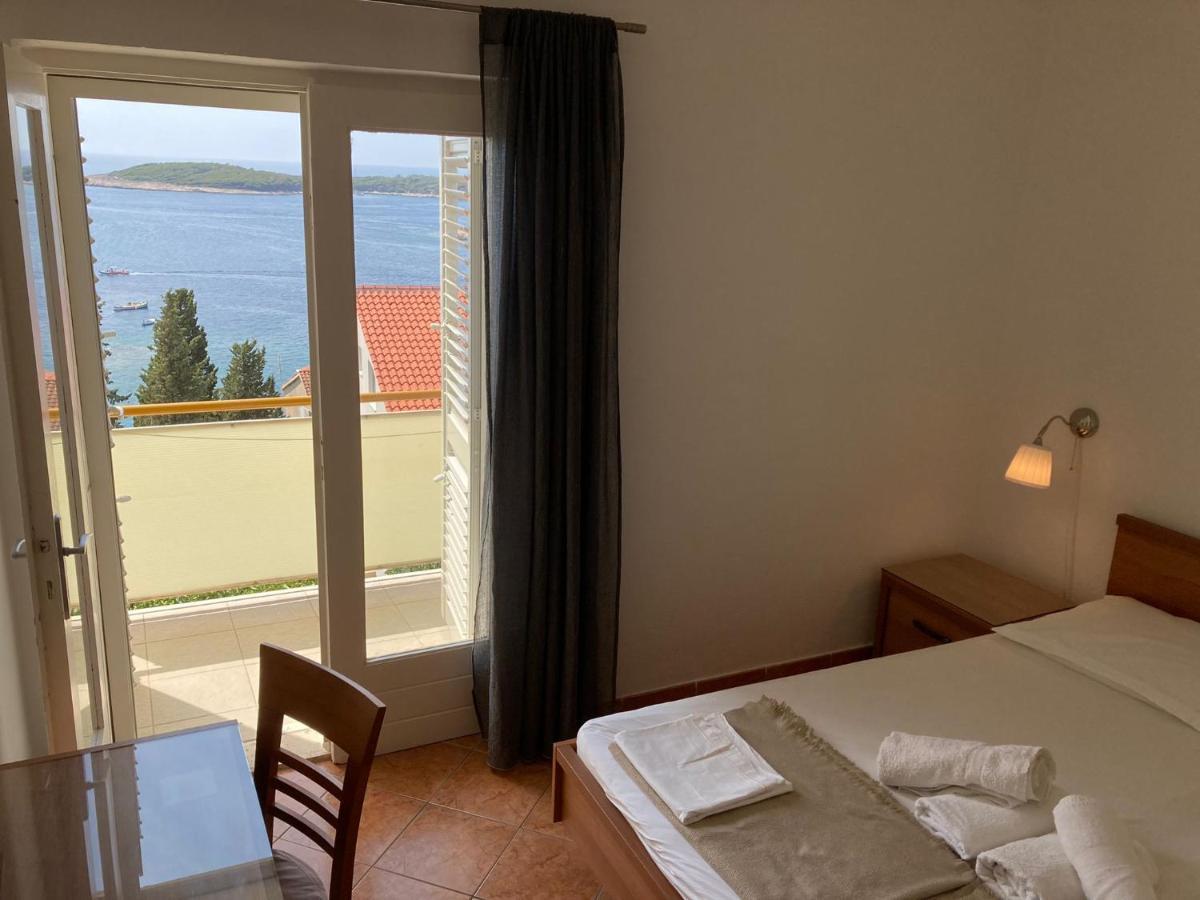 Rooms Vinka Tudor Хвар Экстерьер фото
