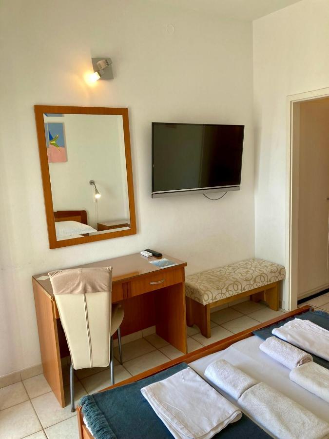 Rooms Vinka Tudor Хвар Экстерьер фото